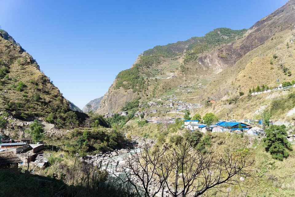 Langtang vallei trekking – dorpje tijdens de trekking